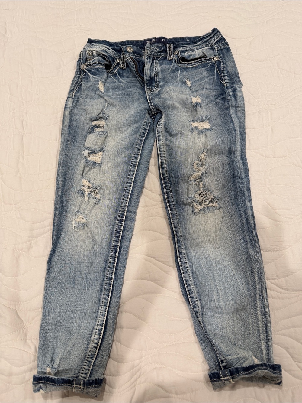 Curvy ankle skinny Miss Me Light Blue Distressed Boyfriend Jeans
